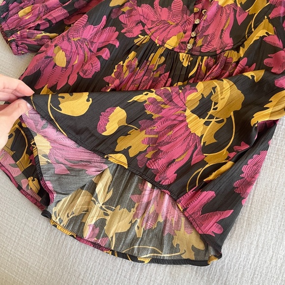 Anthropologie floral draped blouse size small puff sleeves - Picture 7 of 11